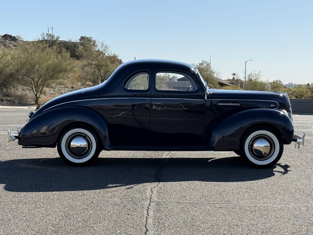 Ford-Deluxe-Coupe-1939-Blue-Tan-206-8