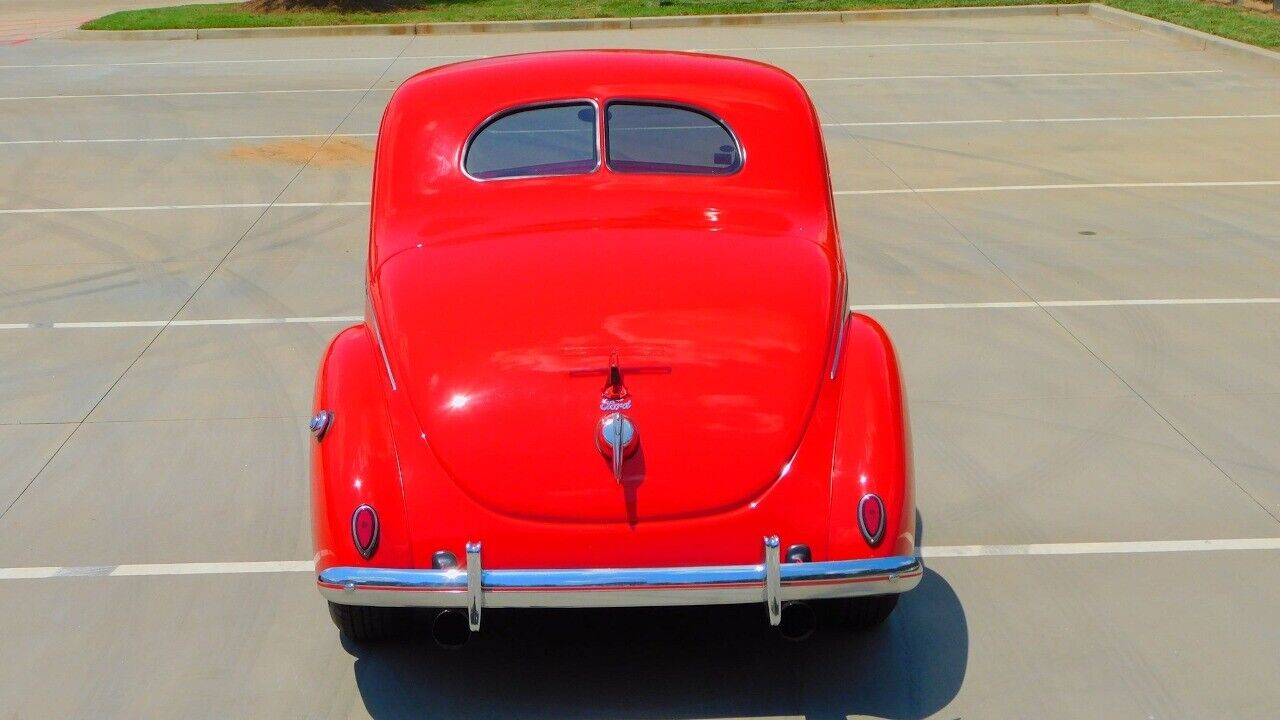 Ford-Deluxe-Coupe-1939-Red-Gray-41709-6