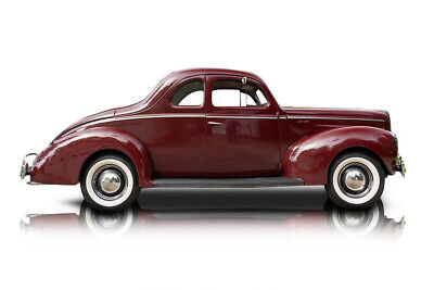 Ford-Deluxe-Coupe-1940-Burgundy-Tan-2-1