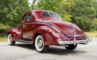 Ford-Deluxe-Coupe-1940-Burgundy-Tan-2-5