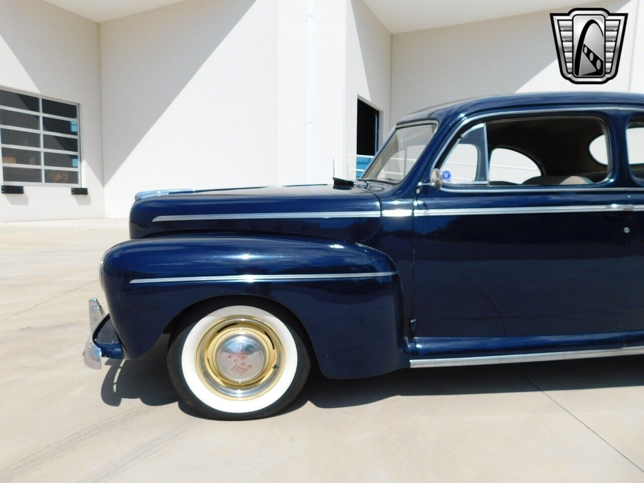 Ford-Deluxe-Coupe-1946-Blue-Blue-133006-5