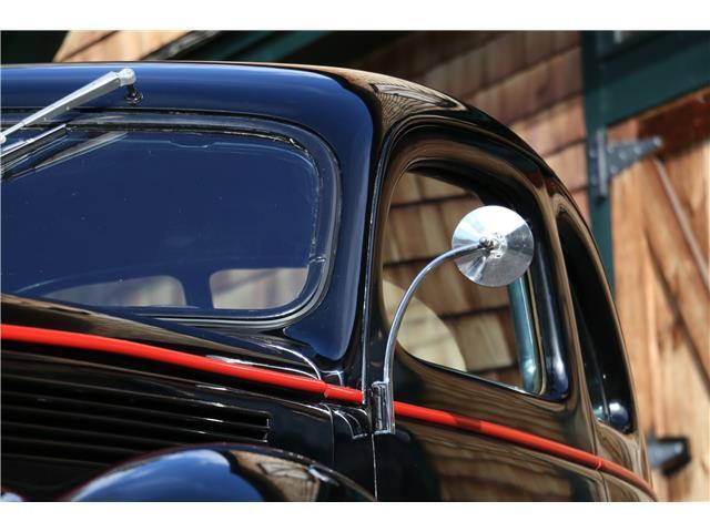 Ford-Deluxe-Coupoe-Coupe-1938-Black-Black-69202-27