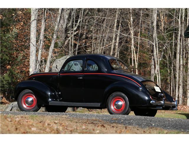 Ford-Deluxe-Coupoe-Coupe-1938-Black-Black-69202-3