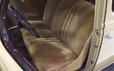 Ford-Deluxe-Fordor-Berline-1935-Gray-Taupe-mohair-2559-7