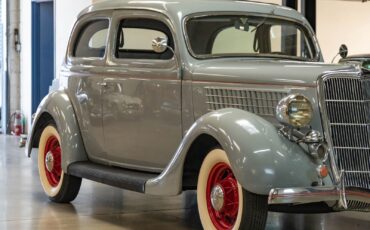 Ford-Deluxe-Tudor-1935-Gray-Gray-257-10