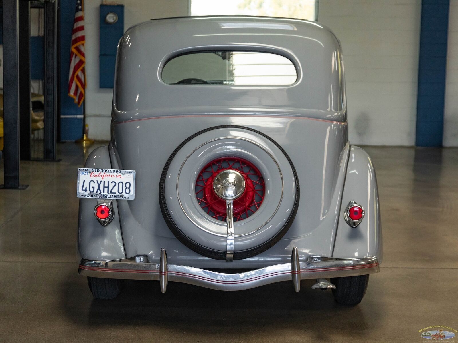 Ford-Deluxe-Tudor-1935-Gray-Gray-257-16