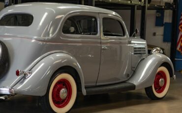 Ford-Deluxe-Tudor-1935-Gray-Gray-257-25