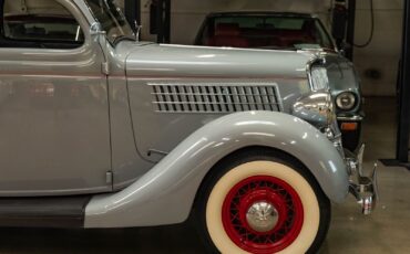 Ford-Deluxe-Tudor-1935-Gray-Gray-257-3