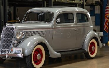 Ford-Deluxe-Tudor-1935-Gray-Gray-257-8