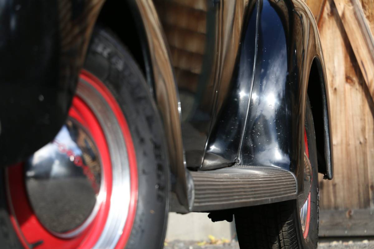 Ford-Deluxe-coupe-1938-black-75639-22