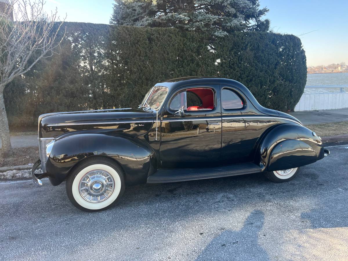 Ford-Deluxe-coupe-1940-black-3122-1