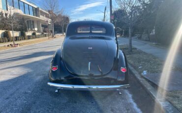 Ford-Deluxe-coupe-1940-black-3122-2