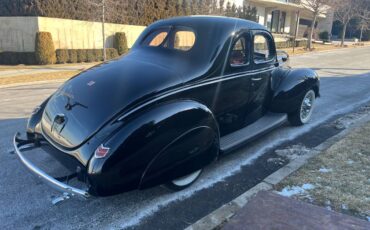 Ford-Deluxe-coupe-1940-black-3122-3