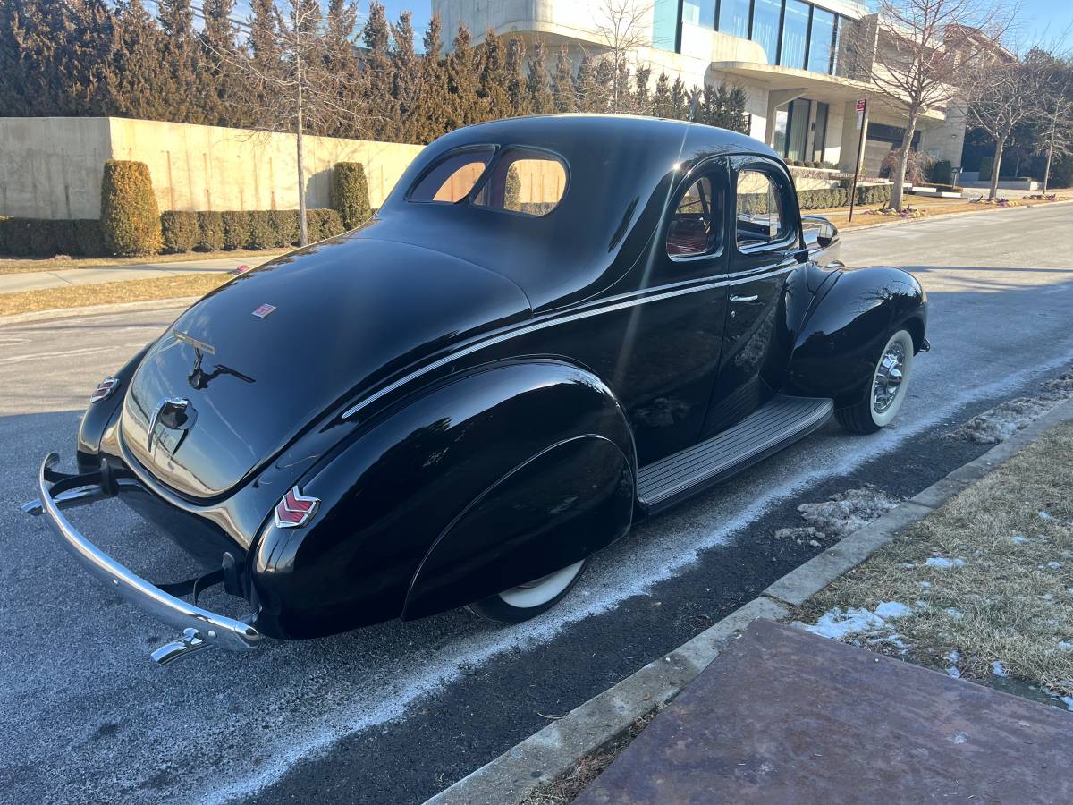 Ford-Deluxe-coupe-1940-black-3122-3