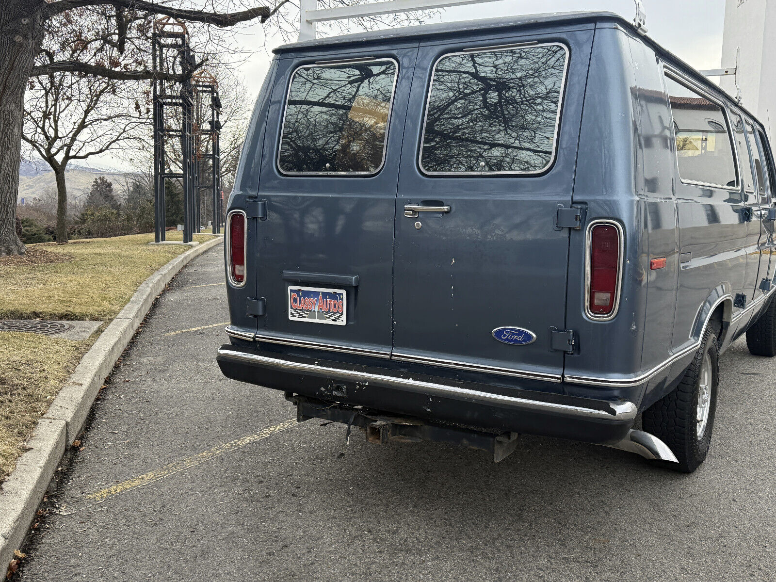 Ford-E-Series-Van-1989-Blue-193121-12