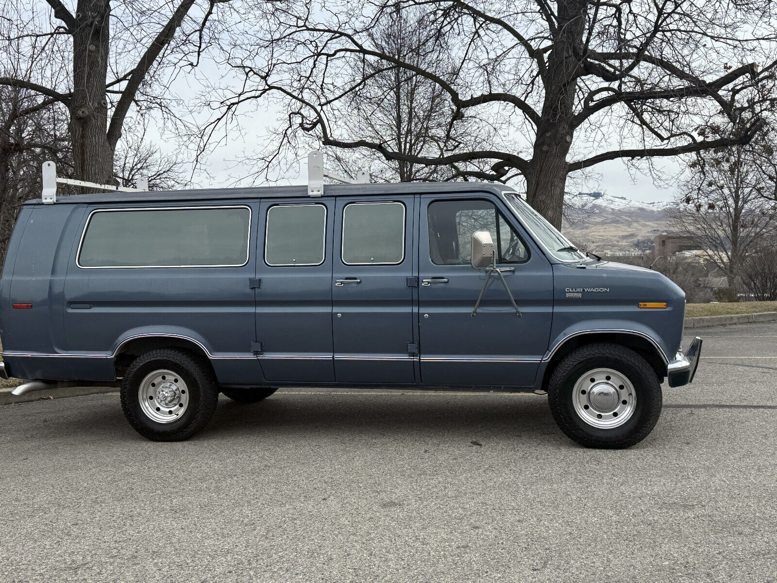 Ford-E-Series-Van-1989-Blue-193121-3