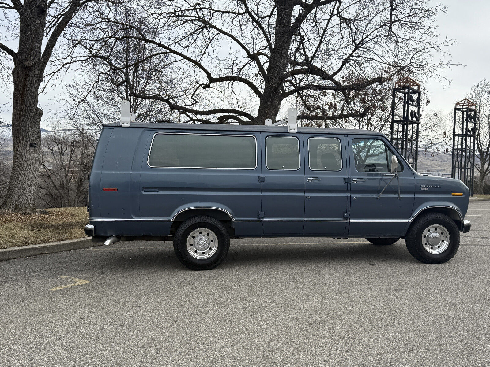 Ford-E-Series-Van-1989-Blue-193121-5