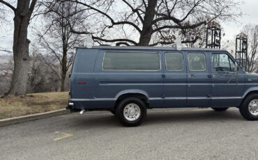 Ford-E-Series-Van-1989-Blue-193121-6