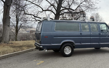 Ford-E-Series-Van-1989-Blue-193121-7