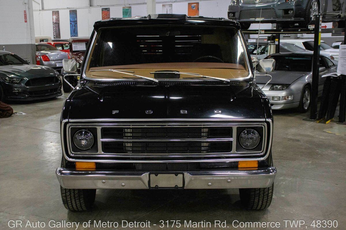 Ford-E100-1977-Black-Black-81034-9