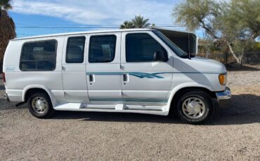 Ford-E150-conversion-van-1995-white-127138-1