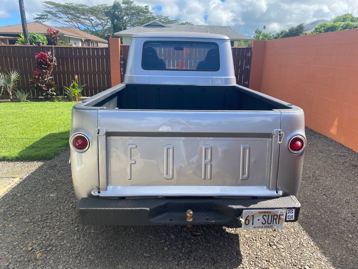 Ford-Econoline-1961-grey-113745-5