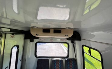 Ford-Econoline-diesel-1994-white-215325-13