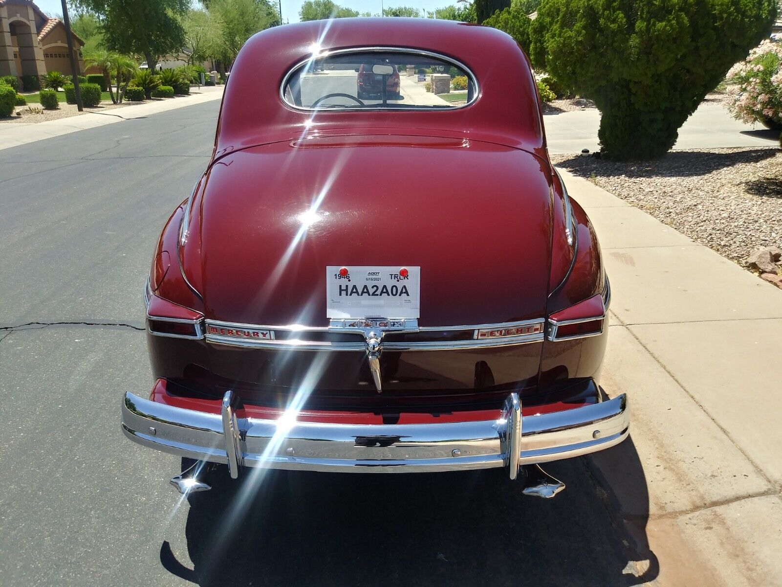 Ford-Eight-Coupe-1946-Burgundy-Gray-140013-10