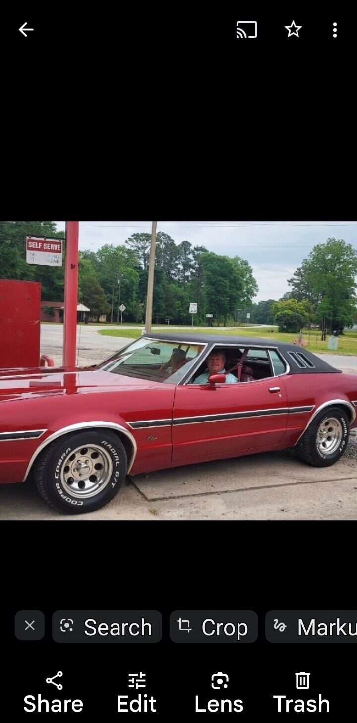 Ford-Elite-Coupe-1975-Red-132690-14