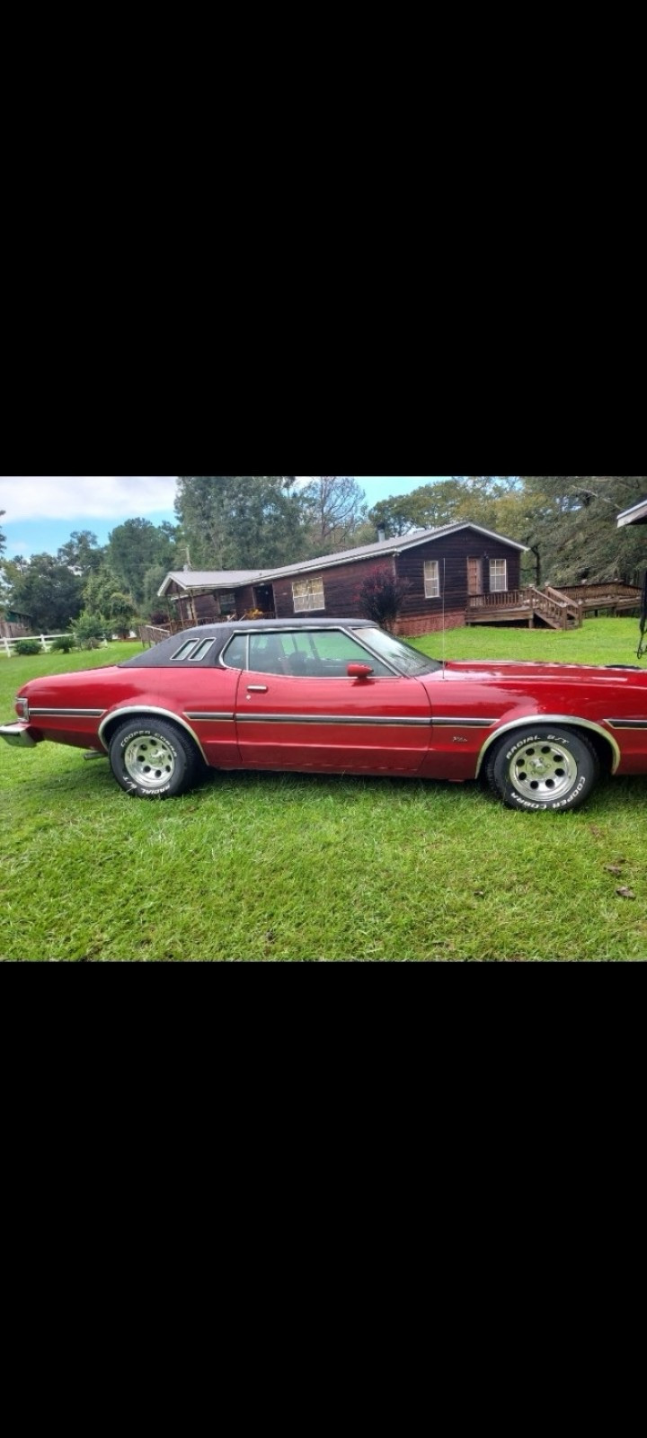 Ford-Elite-Coupe-1975-Red-132690-4