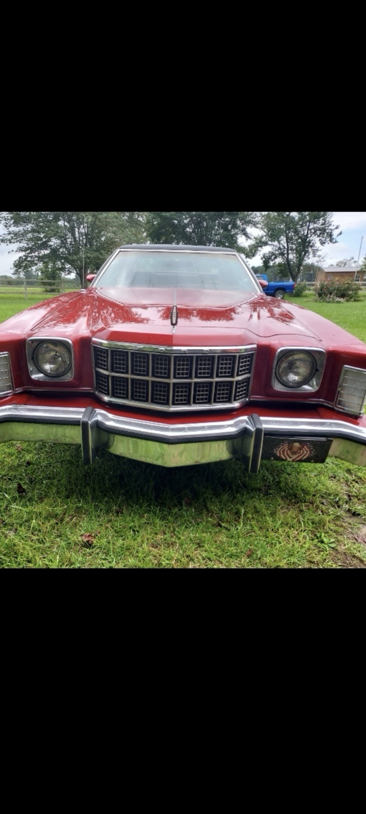 Ford-Elite-Coupe-1975-Red-132690-5