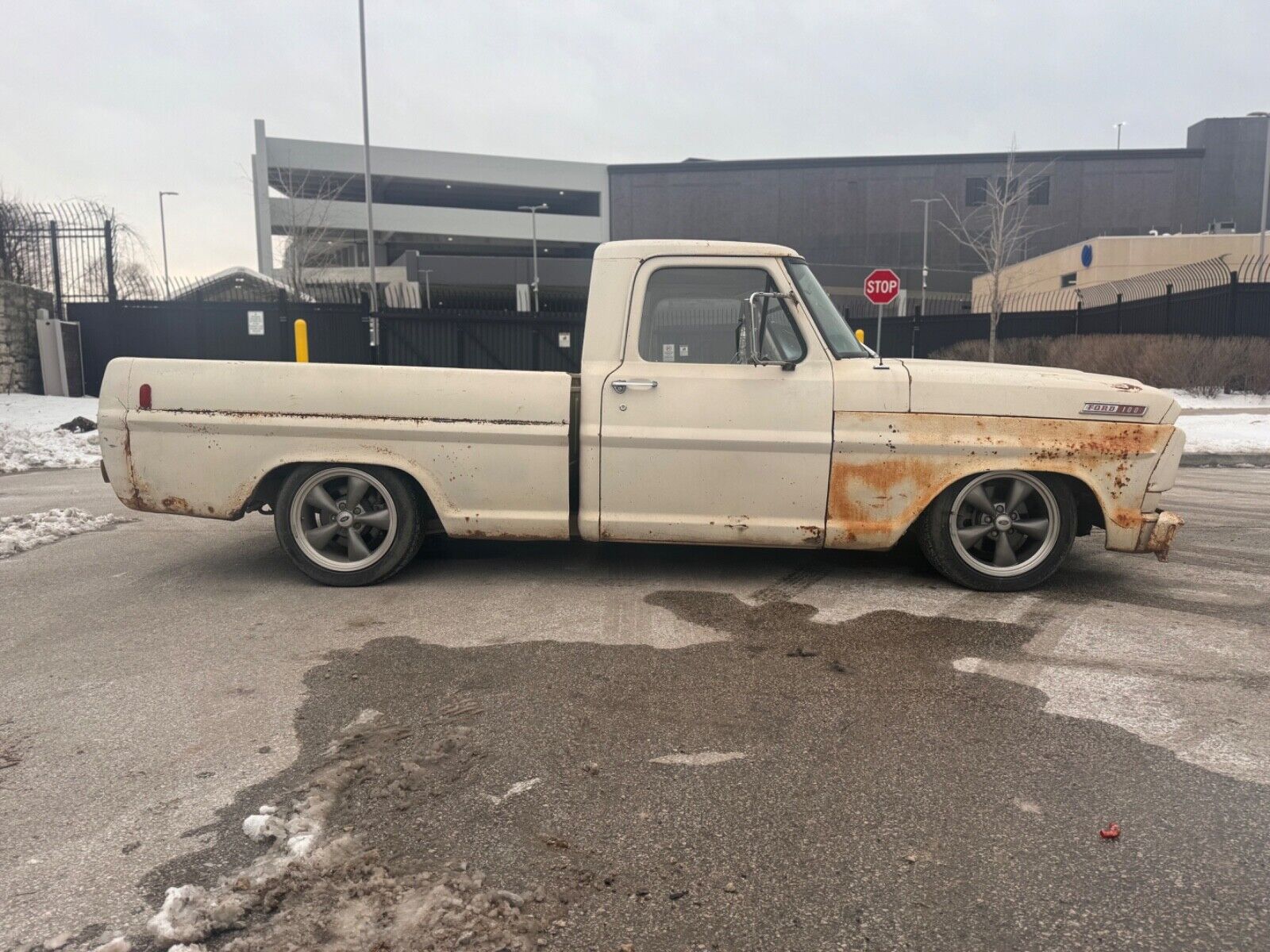 Ford-F-100-1967-128748-11