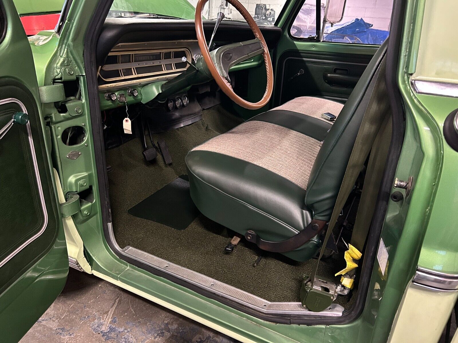 Ford-F-100-1972-Green-Green-173809-28