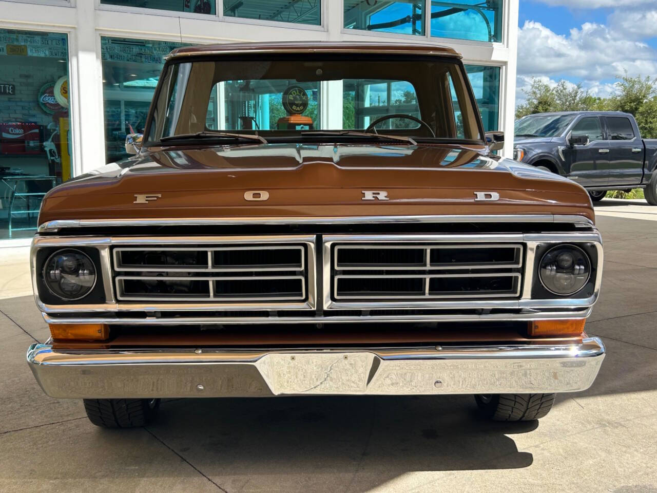 Ford-F-100-Break-1972-Brown-Brown-127336-1