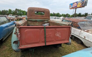 Ford-F-100-Pickup-1945-Green-Black-112654-4