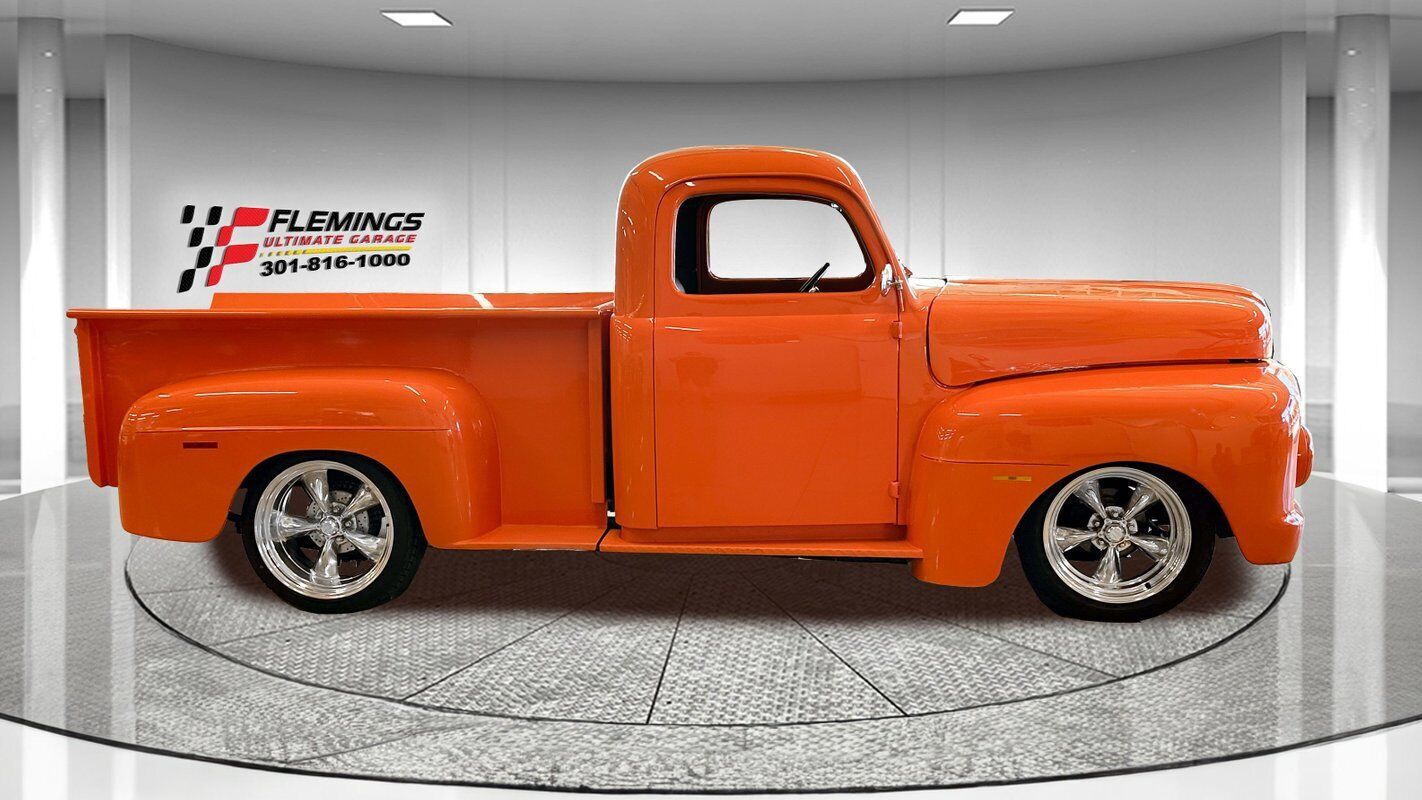 Ford-F-100-Pickup-1951-Orange-0-8