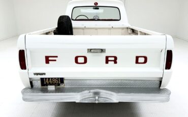 Ford-F-100-Pickup-1966-White-Black-483-3