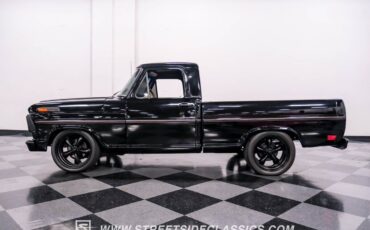 Ford-F-100-Pickup-1968-Black-Black-3739-2