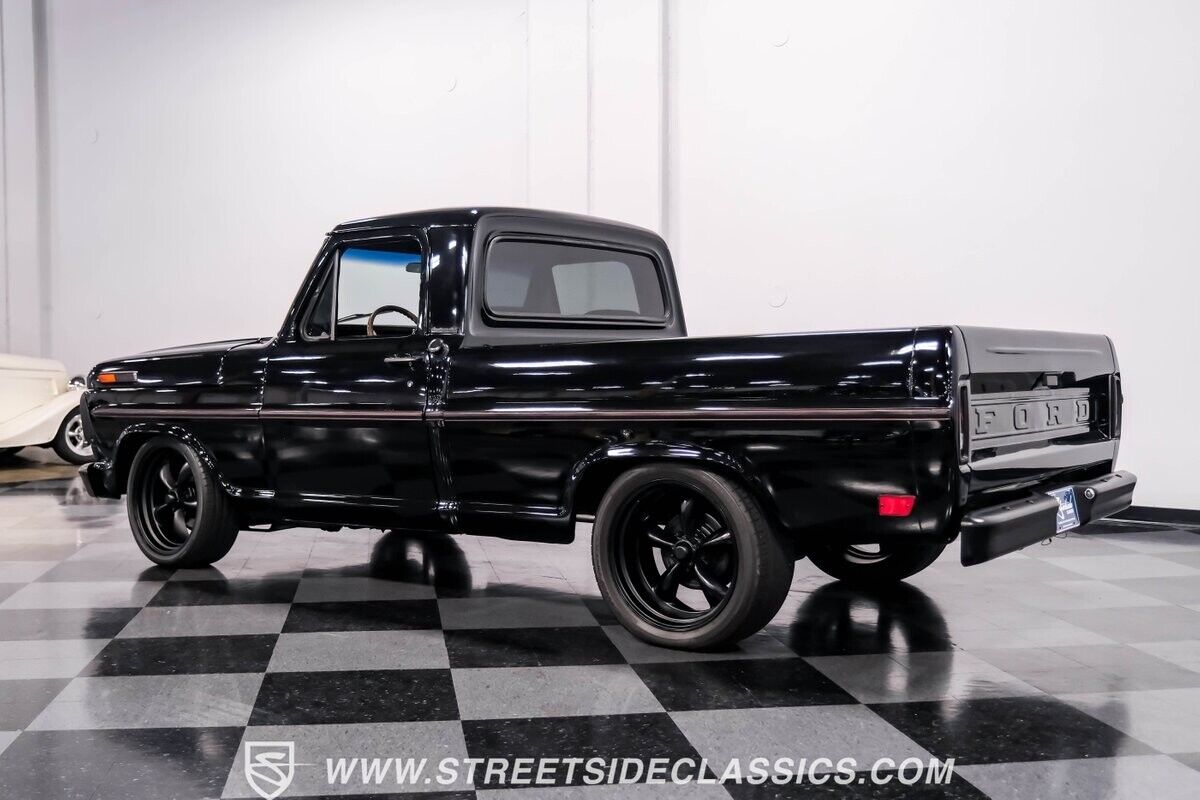 Ford-F-100-Pickup-1968-Black-Black-3739-8