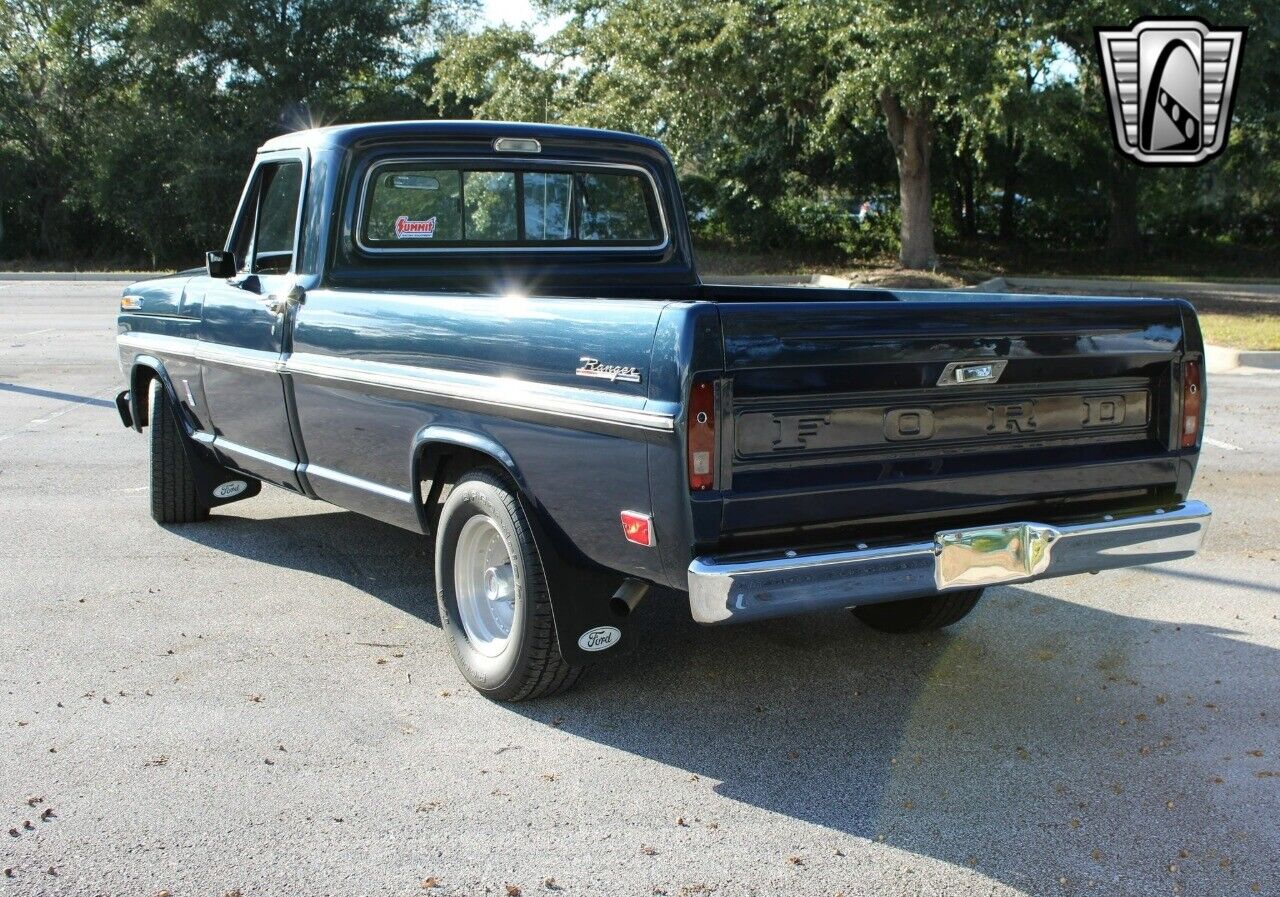 Ford-F-100-Pickup-1968-Blue-Black-40124-6