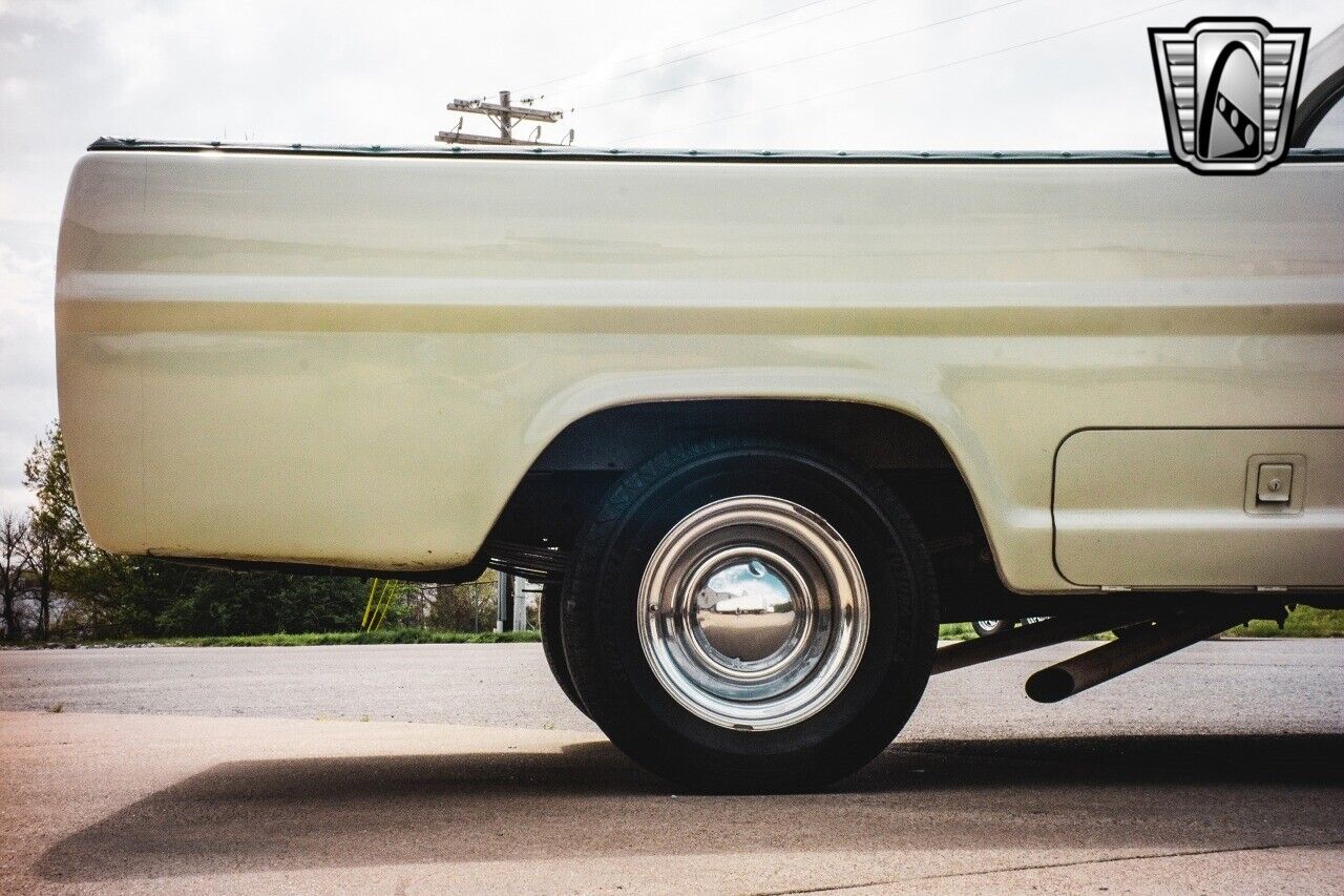 Ford-F-100-Pickup-1969-Cream-Turquoise-Vinyl-2414-10