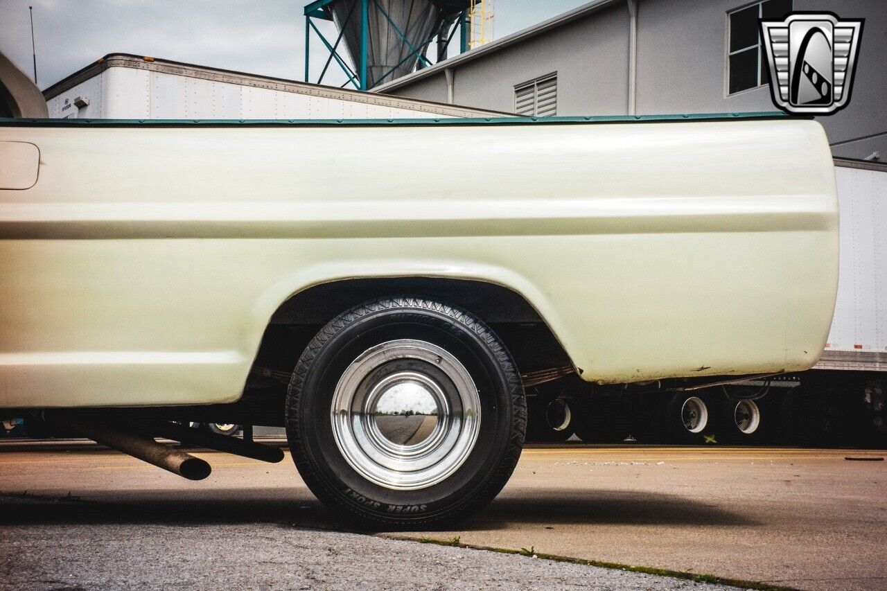 Ford-F-100-Pickup-1969-Cream-Turquoise-Vinyl-2414-8