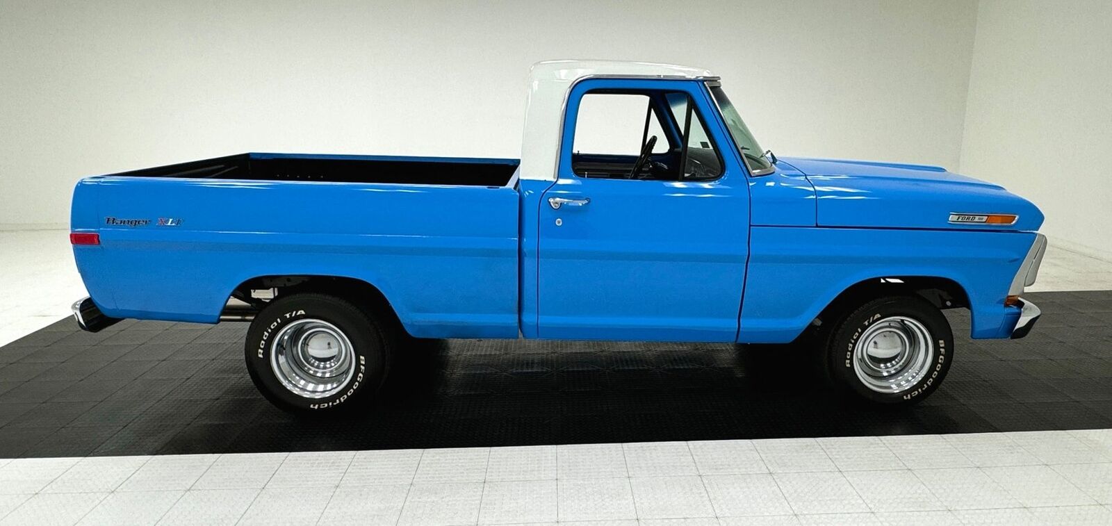 Ford-F-100-Pickup-1972-Blue-Saddle-20117-5