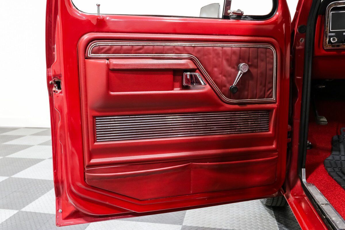 Ford-F-100-Pickup-1973-Red-Red-46328-12