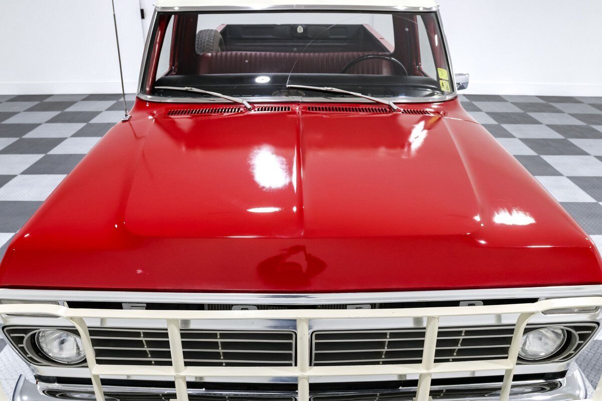 Ford-F-100-Pickup-1973-Red-Red-46328-2