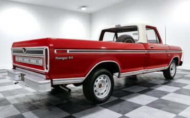 Ford-F-100-Pickup-1973-Red-Red-46328-7