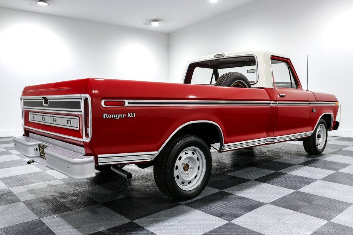 Ford-F-100-Pickup-1973-Red-Red-46328-7