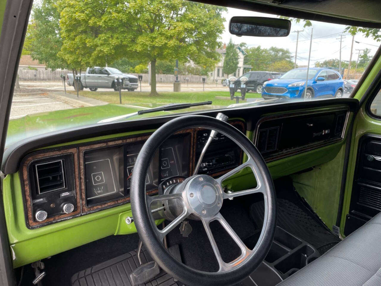 Ford-F-100-Pickup-1974-Green-Black-102275-17