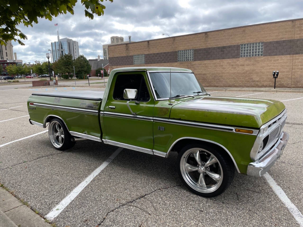 Ford-F-100-Pickup-1974-Green-Black-102275-7