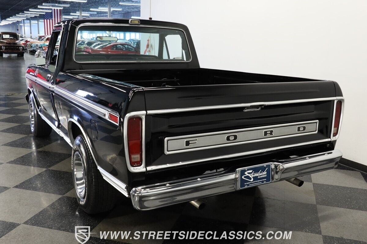 Ford-F-100-Pickup-1978-Black-Black-20040-7